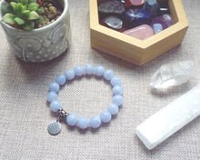 將圖片載入圖庫檢視器 Blue Lace Agate Chakra Healing Bracelet
