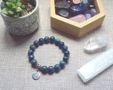 將圖片載入圖庫檢視器 Azurite with Malachite Chakra Healing Bracelet

